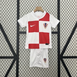 2024 kids kit Croatia home