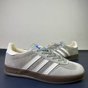 Adidas originals Gazelle Grey Shoes