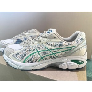 Asics NOVABLAST 4 Shoes 3