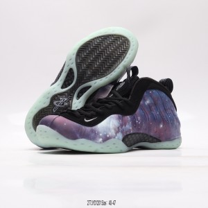 Nike Air Foamposite Star Shoes