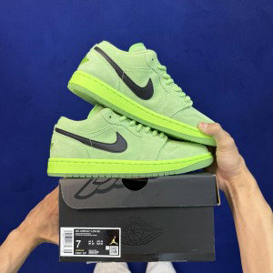 Nike Air Jordan 1 Green Shoes