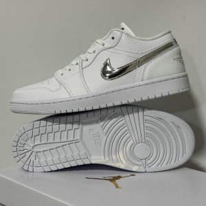 Nike Air Jordan 1 SE White Shoes