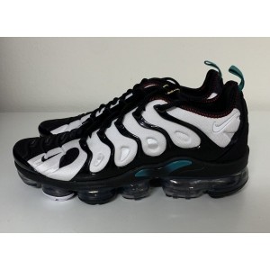 Nike Ken Griffey Jr. x Air Max Plus Spider Shoes