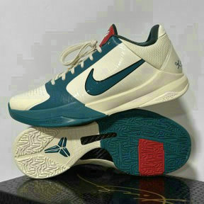 Nike Kobe 5 Caitlin Clark Protro PE Shoes