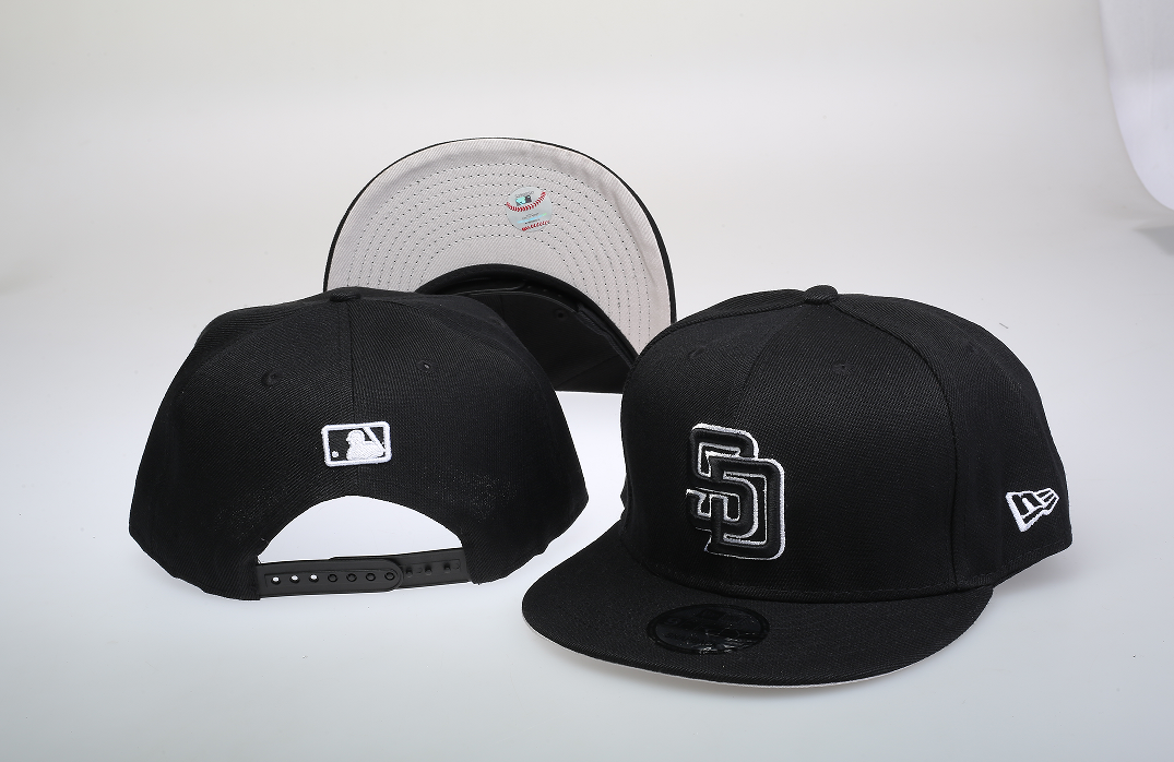 San diego Padre caps 3